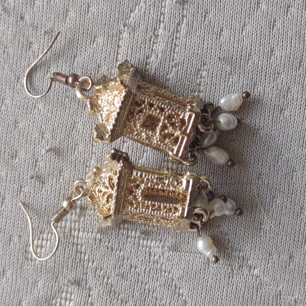 Lantern earrings